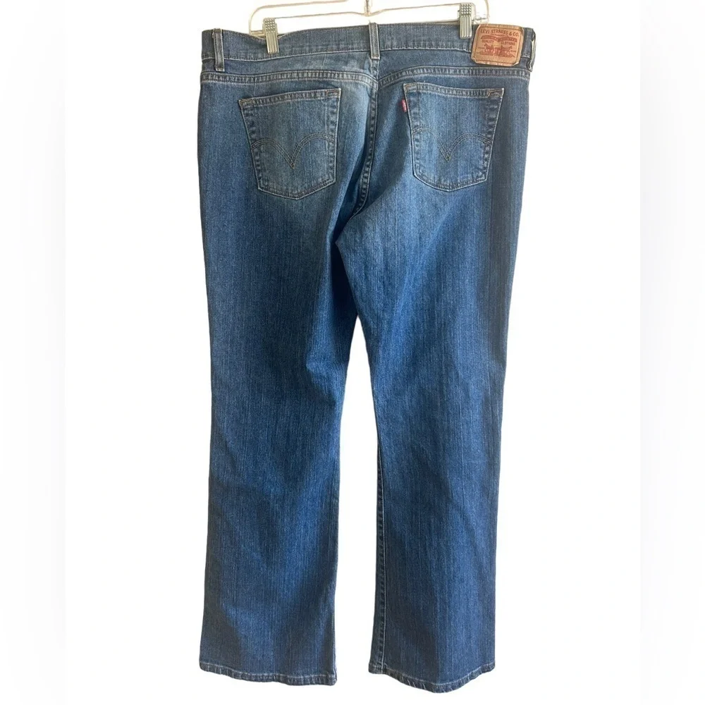 Levi Bootcut Denim Jeans • Used • Size: 16